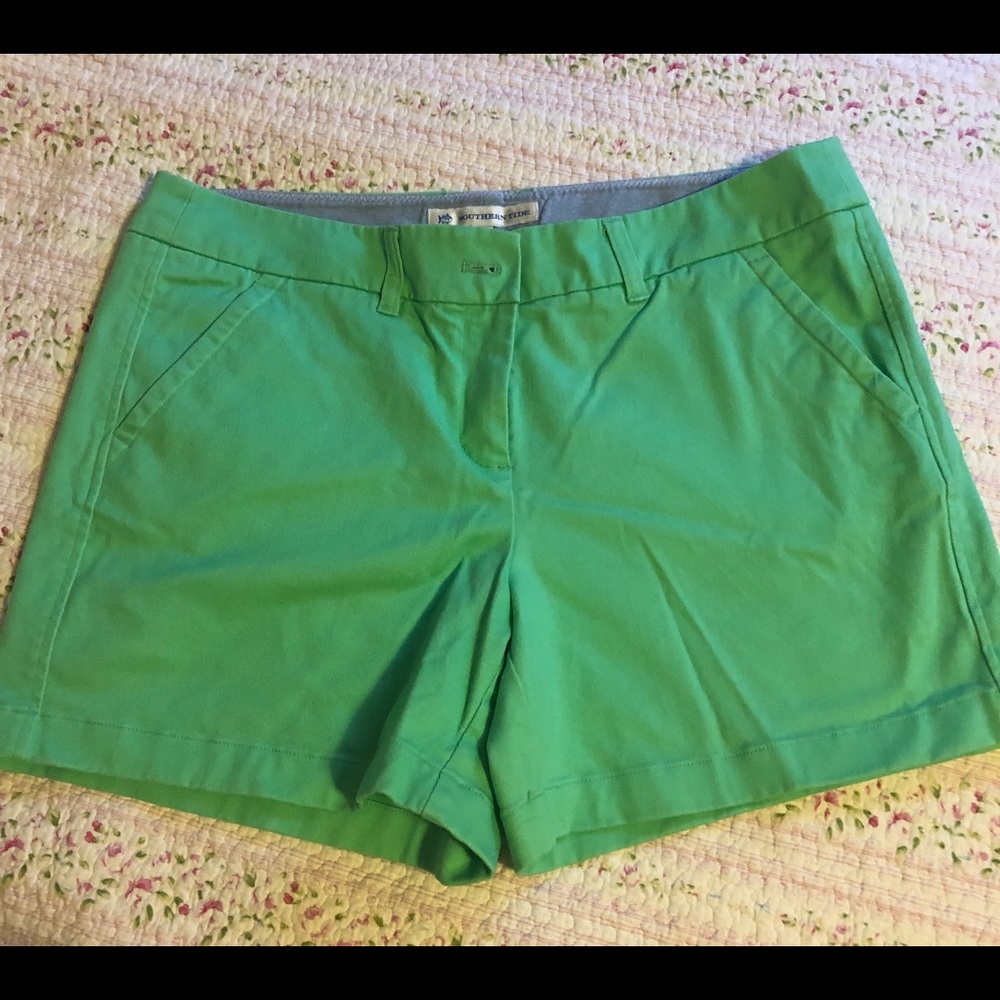 Southern Tide shorts-New